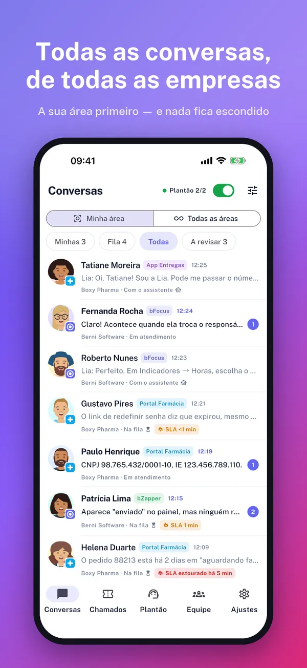 Lista de conversas de várias empresas no app